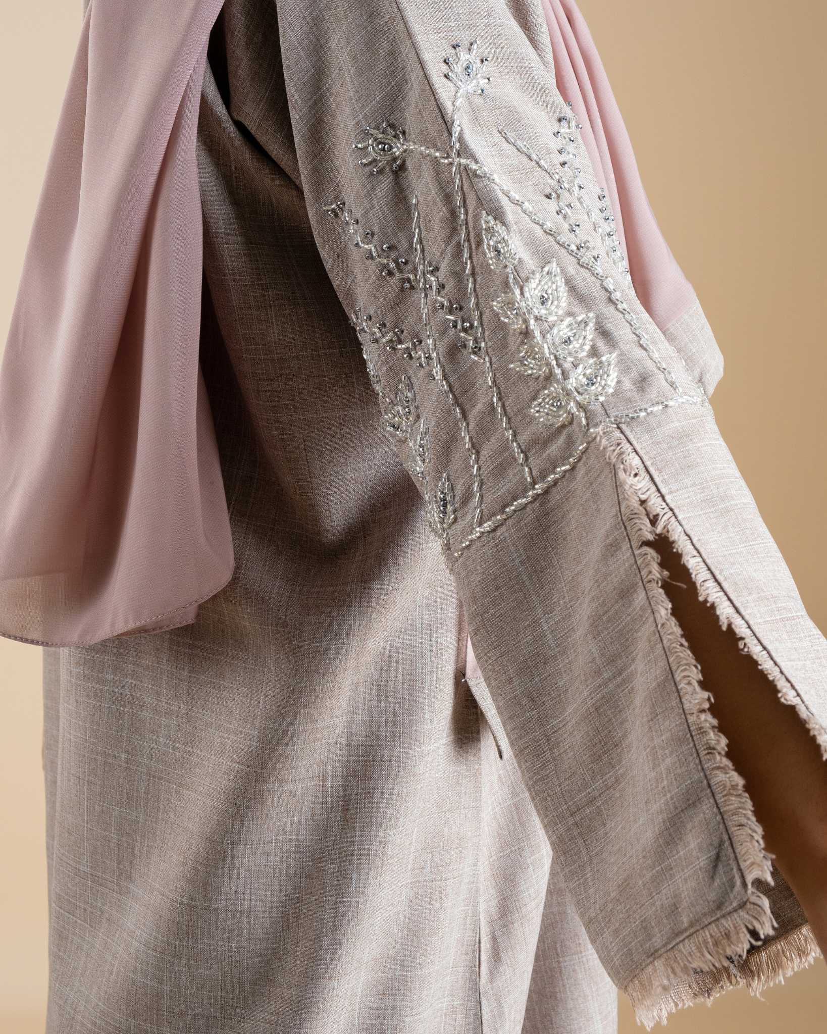 Artisan Silhouette Abaya