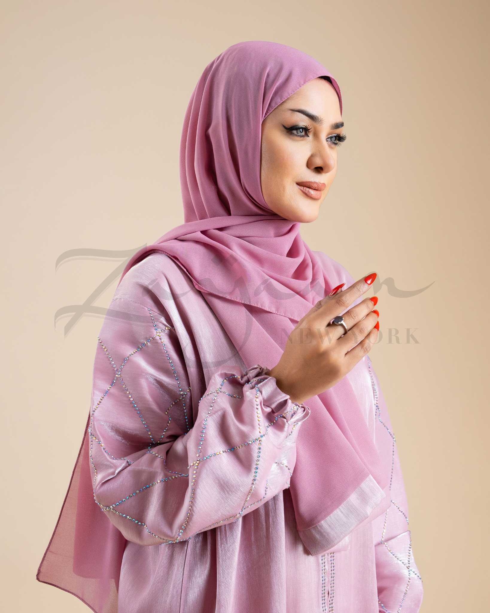 Layyin Zahoor Abaya