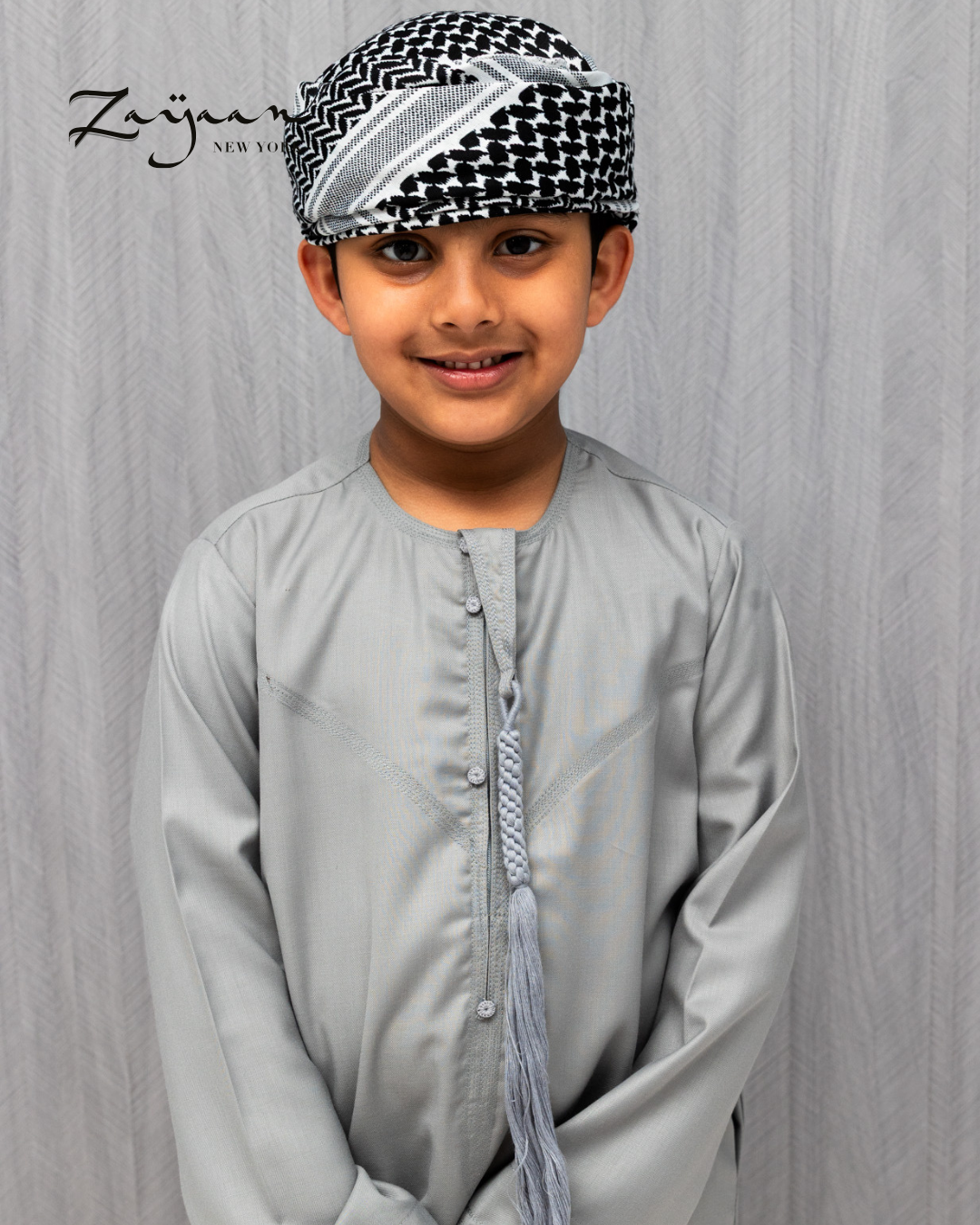 Premium Kids Emirati | Gray