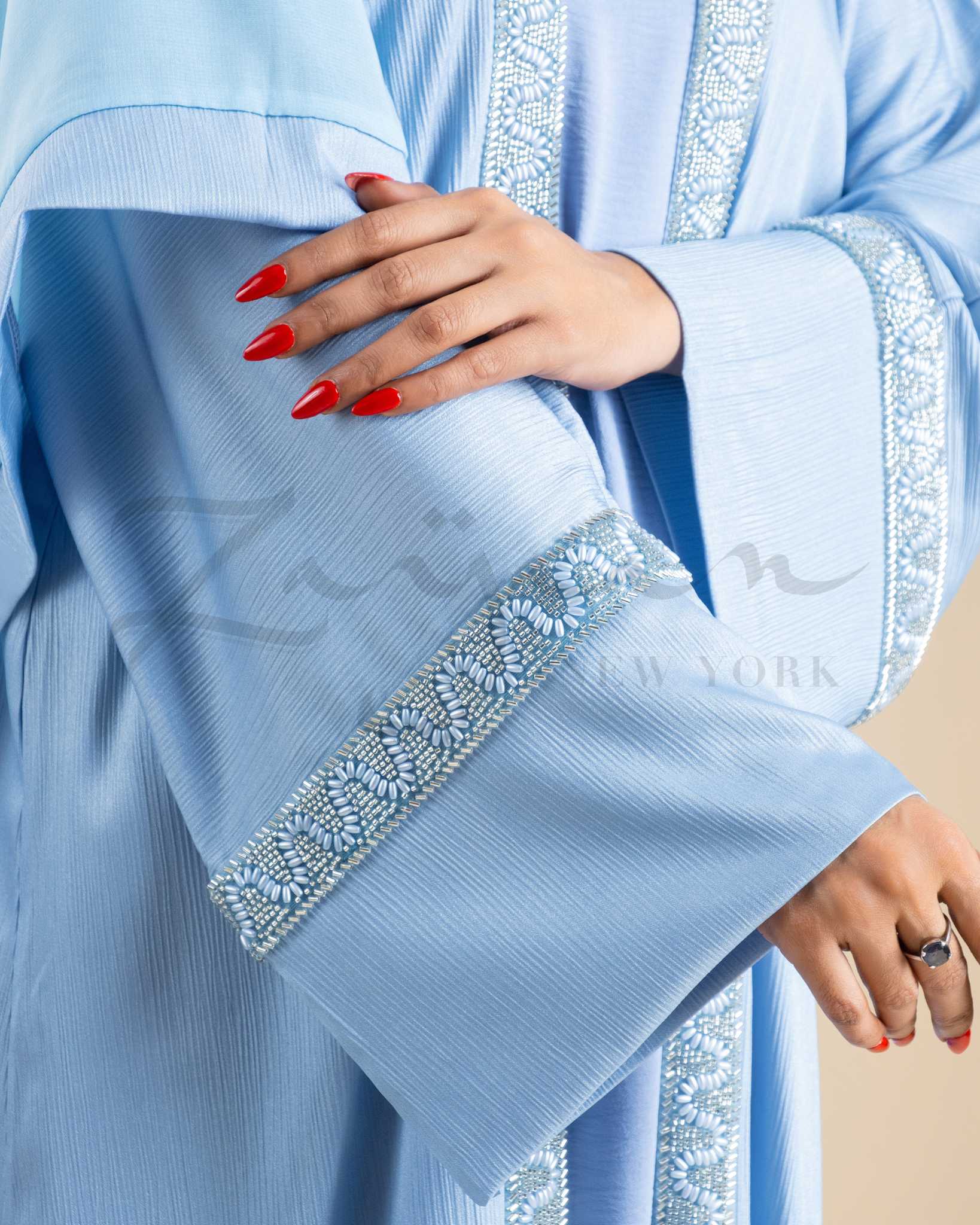 Samaa Tiraz Abaya