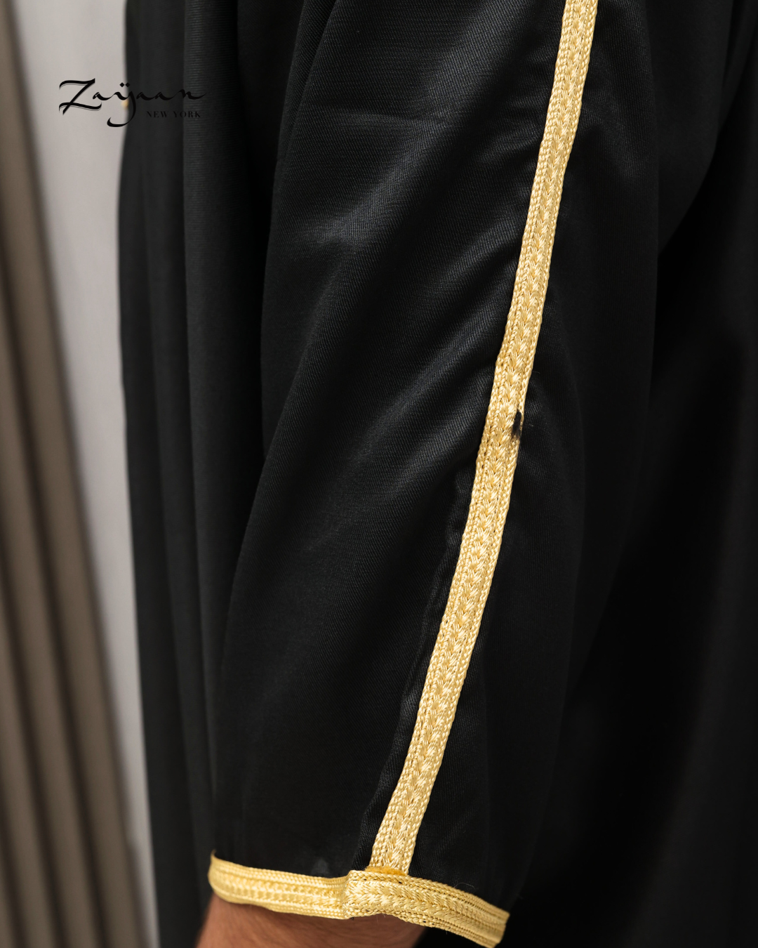 Platinum Moroccan Thobe | Black & Golden