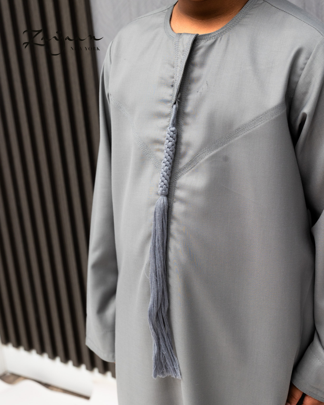 Premium Kids Emirati | Mint