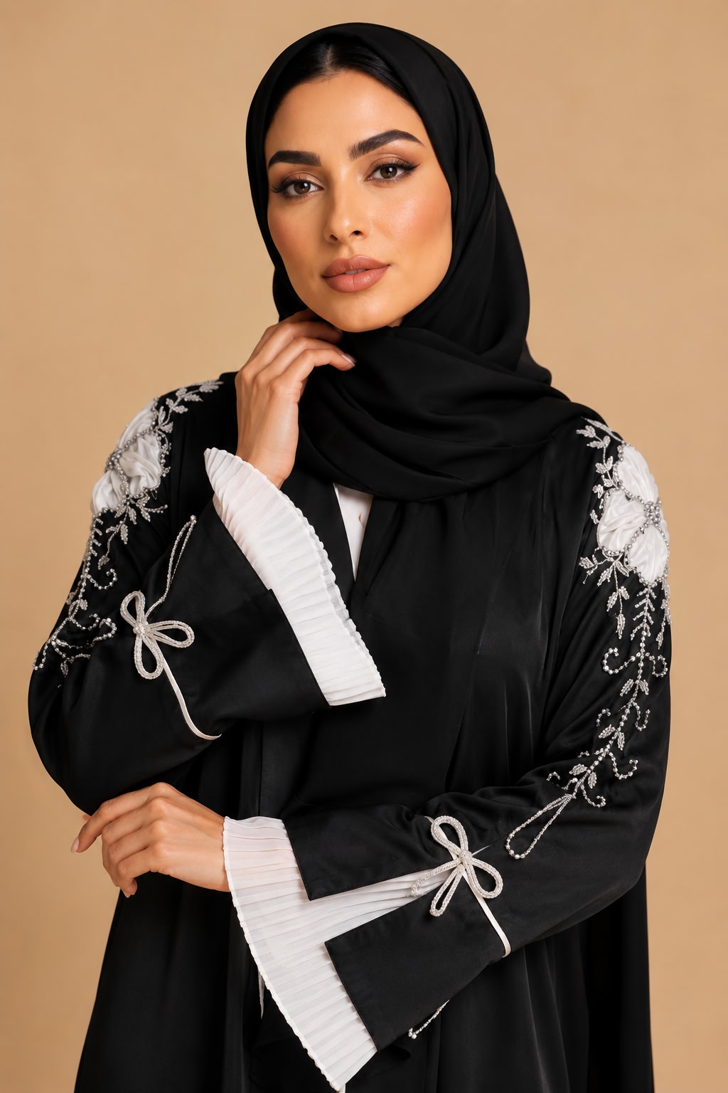 Samaa Teeraj Abaya